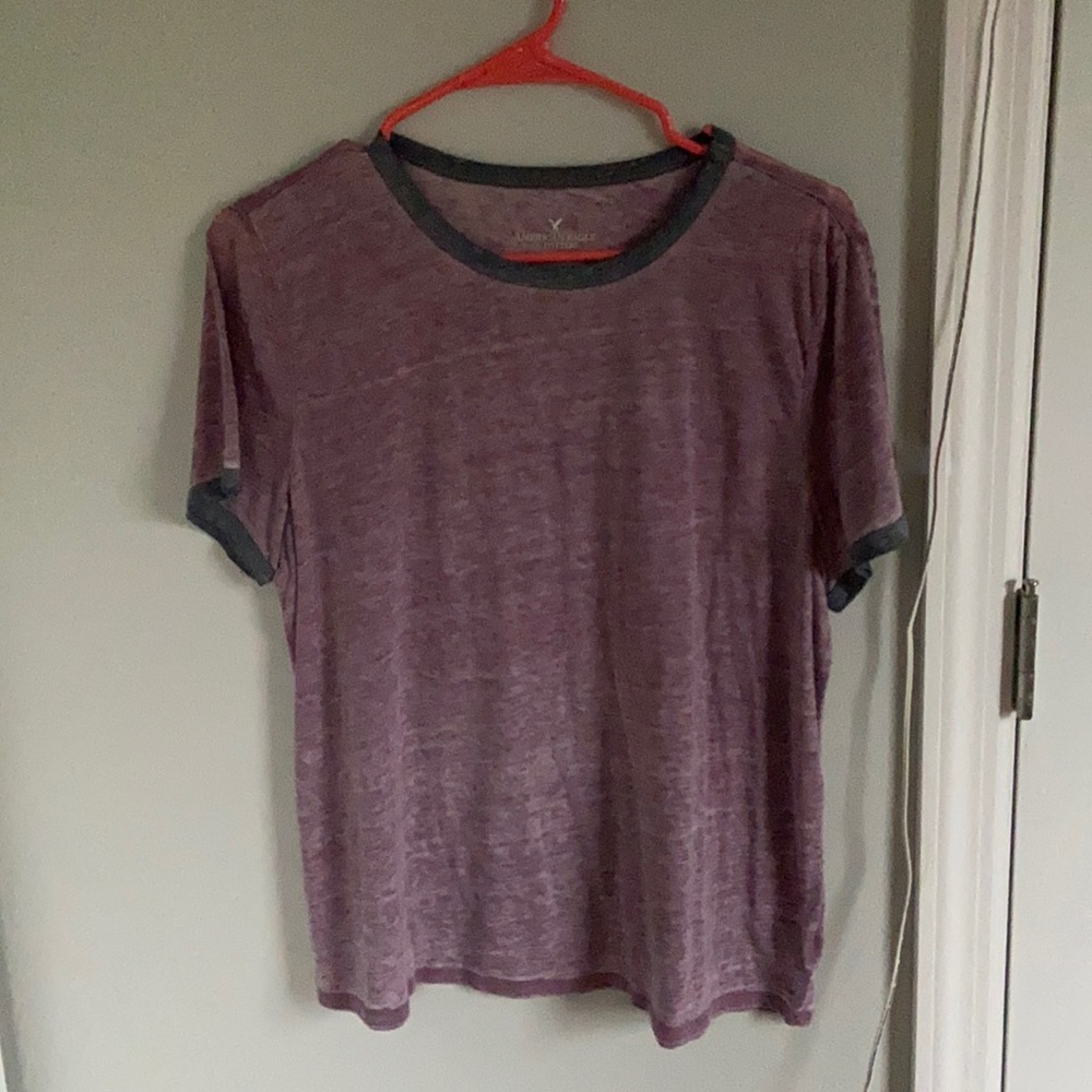American Eagle tee